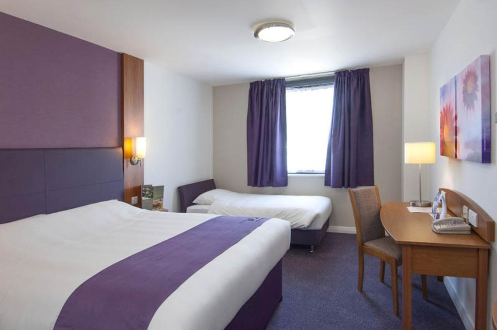 Premier Inn クラクトン・オン・シー 部屋 写真