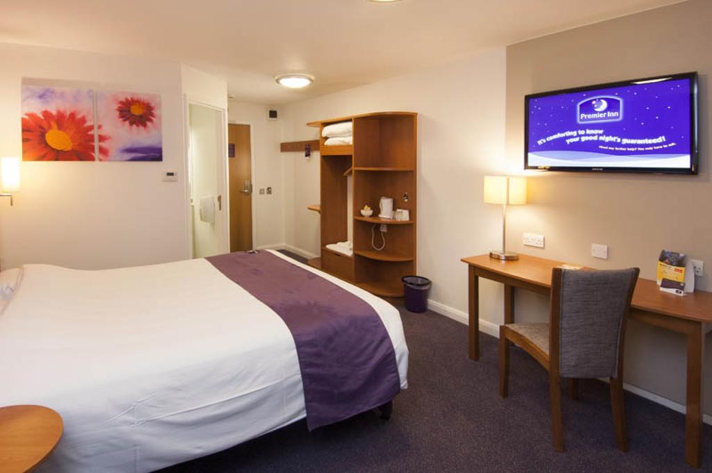 Premier Inn クラクトン・オン・シー エクステリア 写真