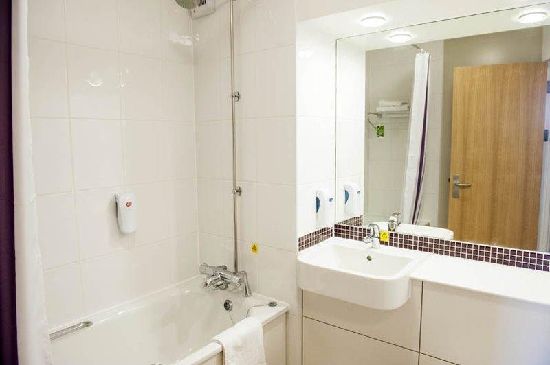 Premier Inn クラクトン・オン・シー エクステリア 写真