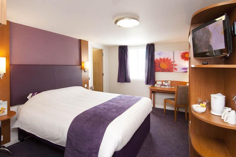 Premier Inn クラクトン・オン・シー エクステリア 写真
