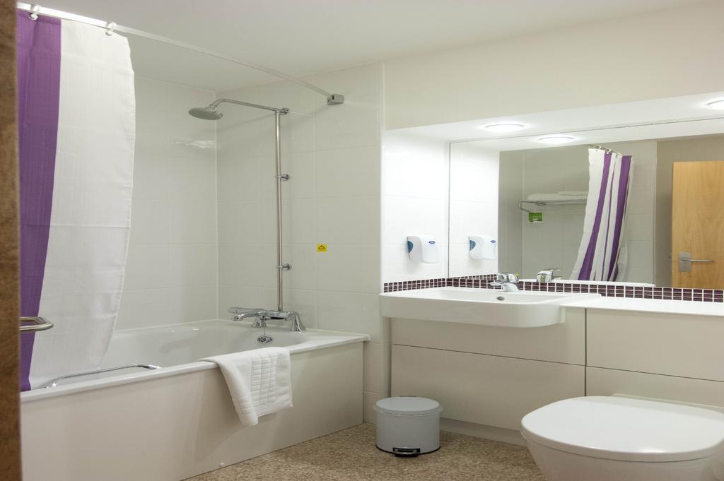 Premier Inn クラクトン・オン・シー エクステリア 写真